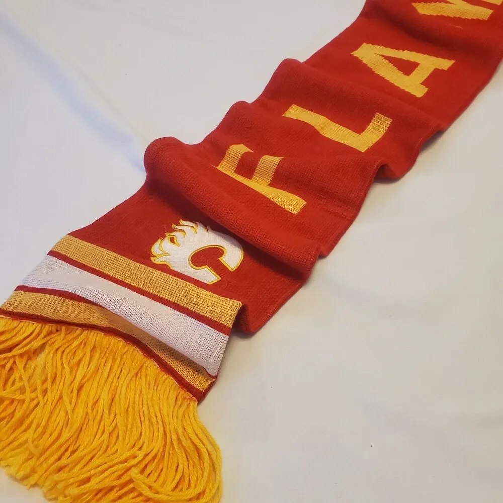Mitchell & Ness Vintage Scarf Calgary Flames NHL Hockey Canada Red Yellow